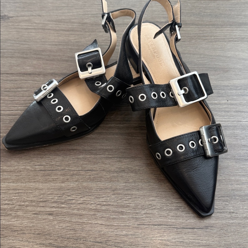 Nearly-new Liverpool Los Angeles Villa double buckle flat, 8, black